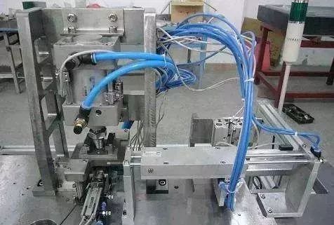 视频 由一支笔的自动化生产过程看懂什么是非标自动化设备
